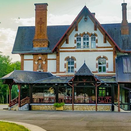 Hotel-Restaurant Domaine De La Grande Garenne Neuvy-sur-Barangeon Екстер'єр фото